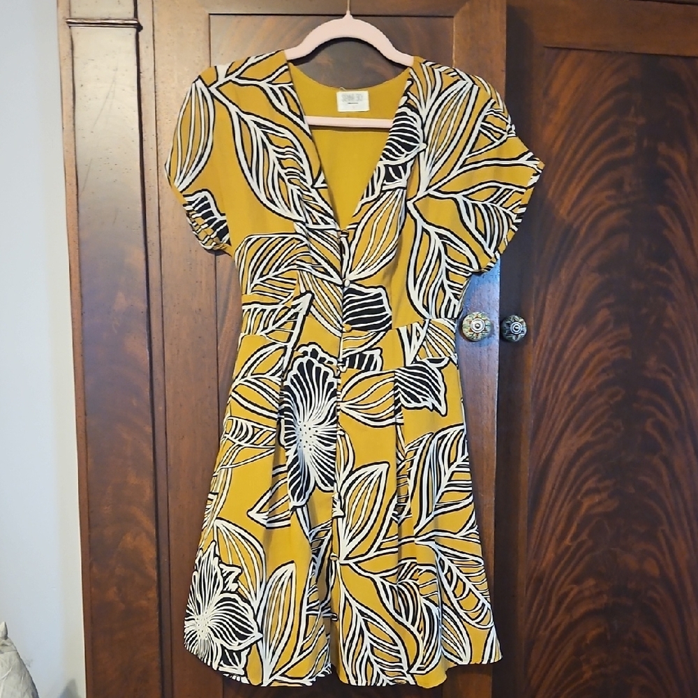 Sienna Sky Yellow and Black Leaf Print Mini Dress